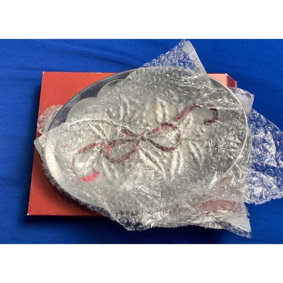 Lenox Holiday Carved Small Metal Tray 10x7 Silver Tones With Berries Red Ribbons - Picture 6 of 9